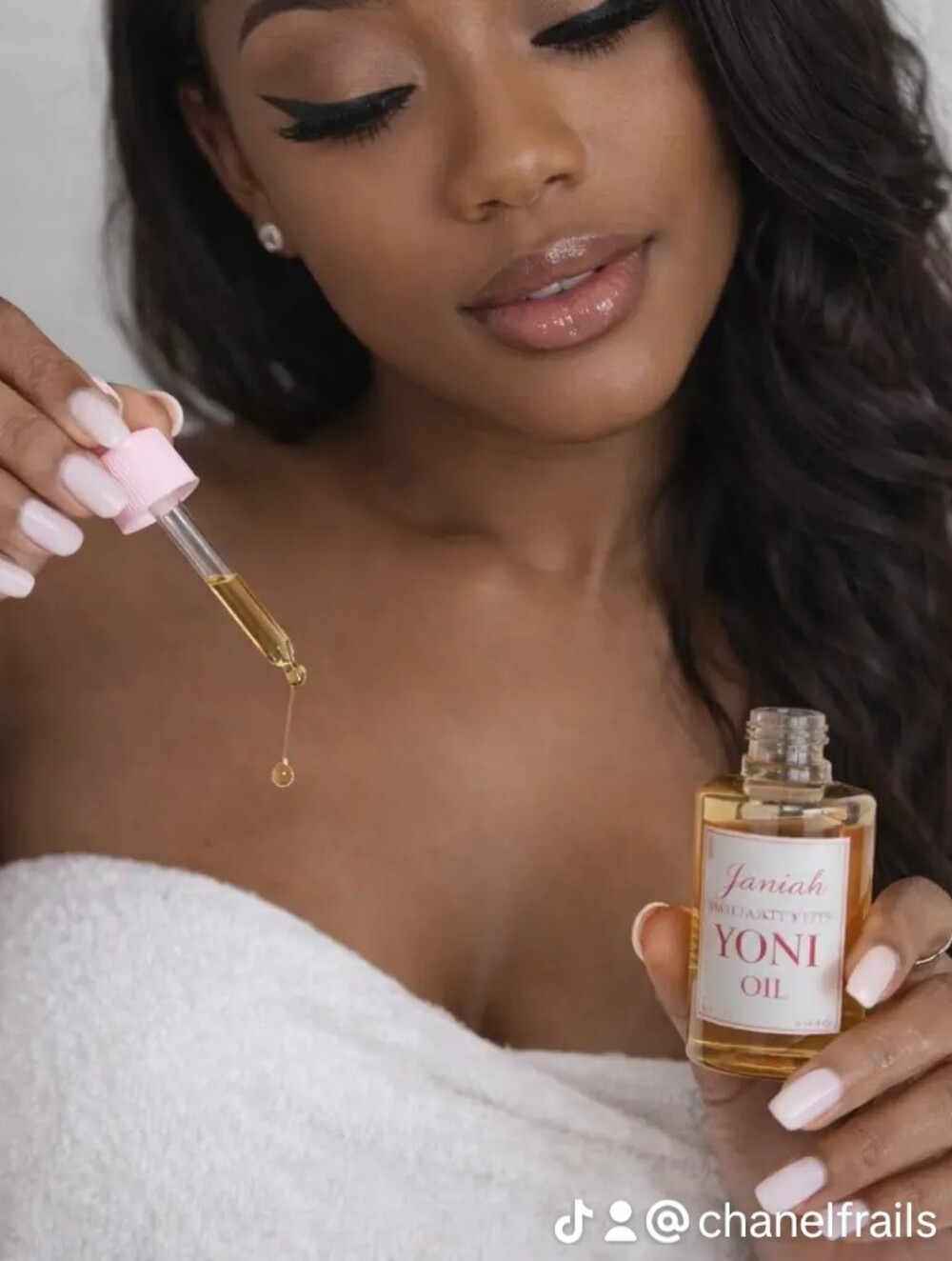 Yoni oil